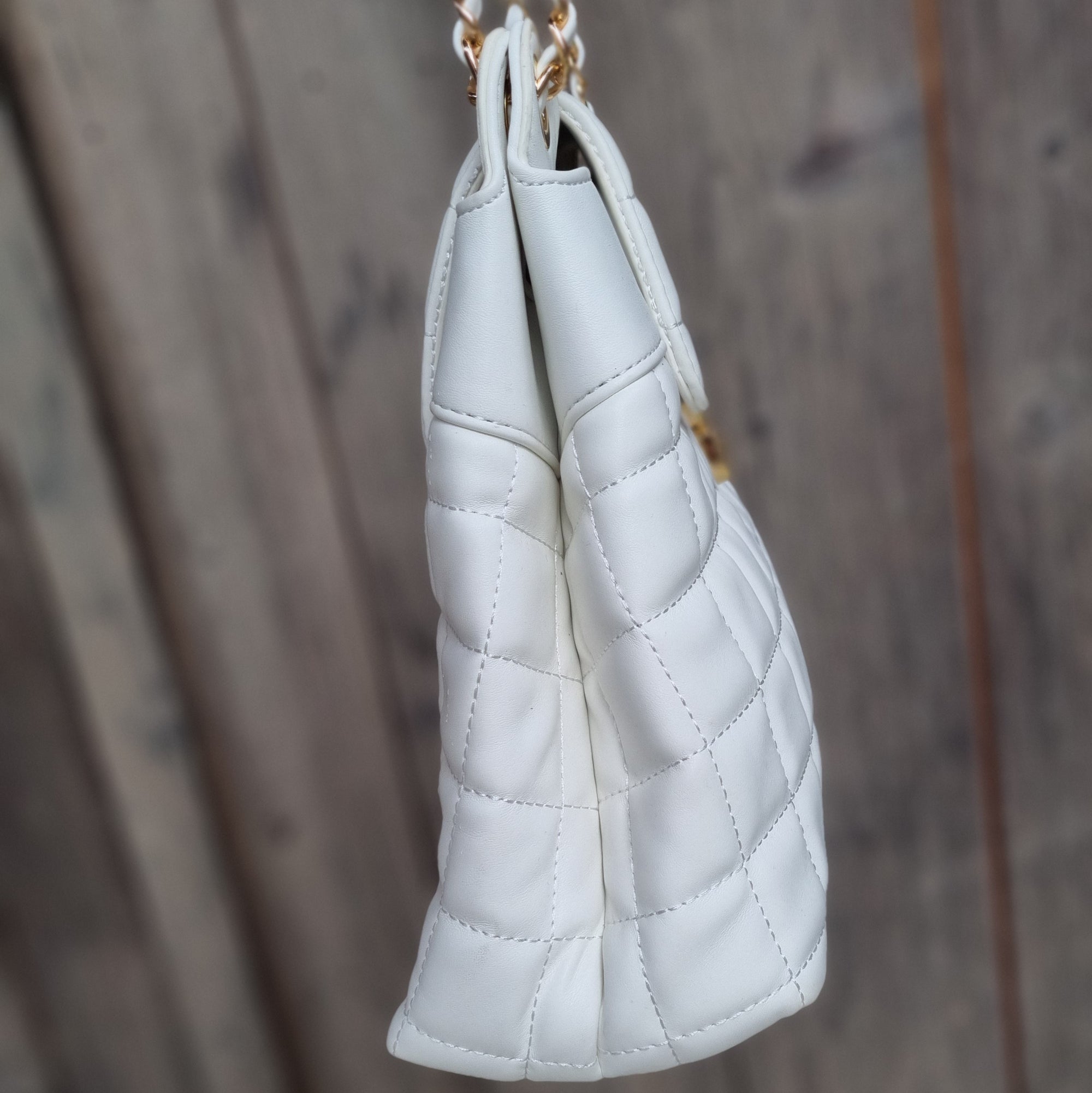 Mila white shoulder bag