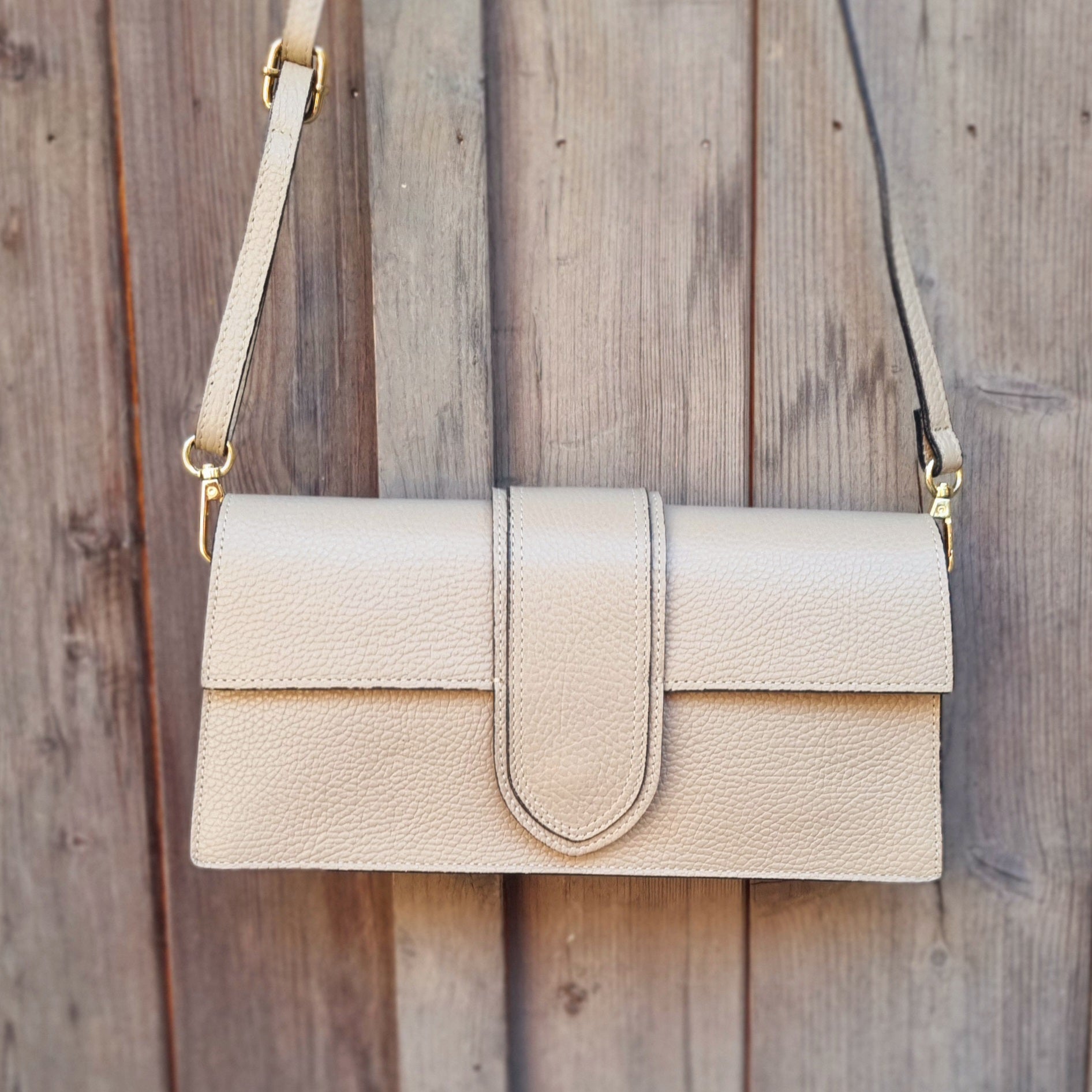 Nude leather handbag