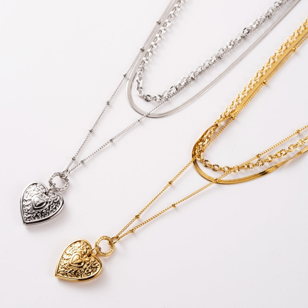 Freya Silver heart necklace