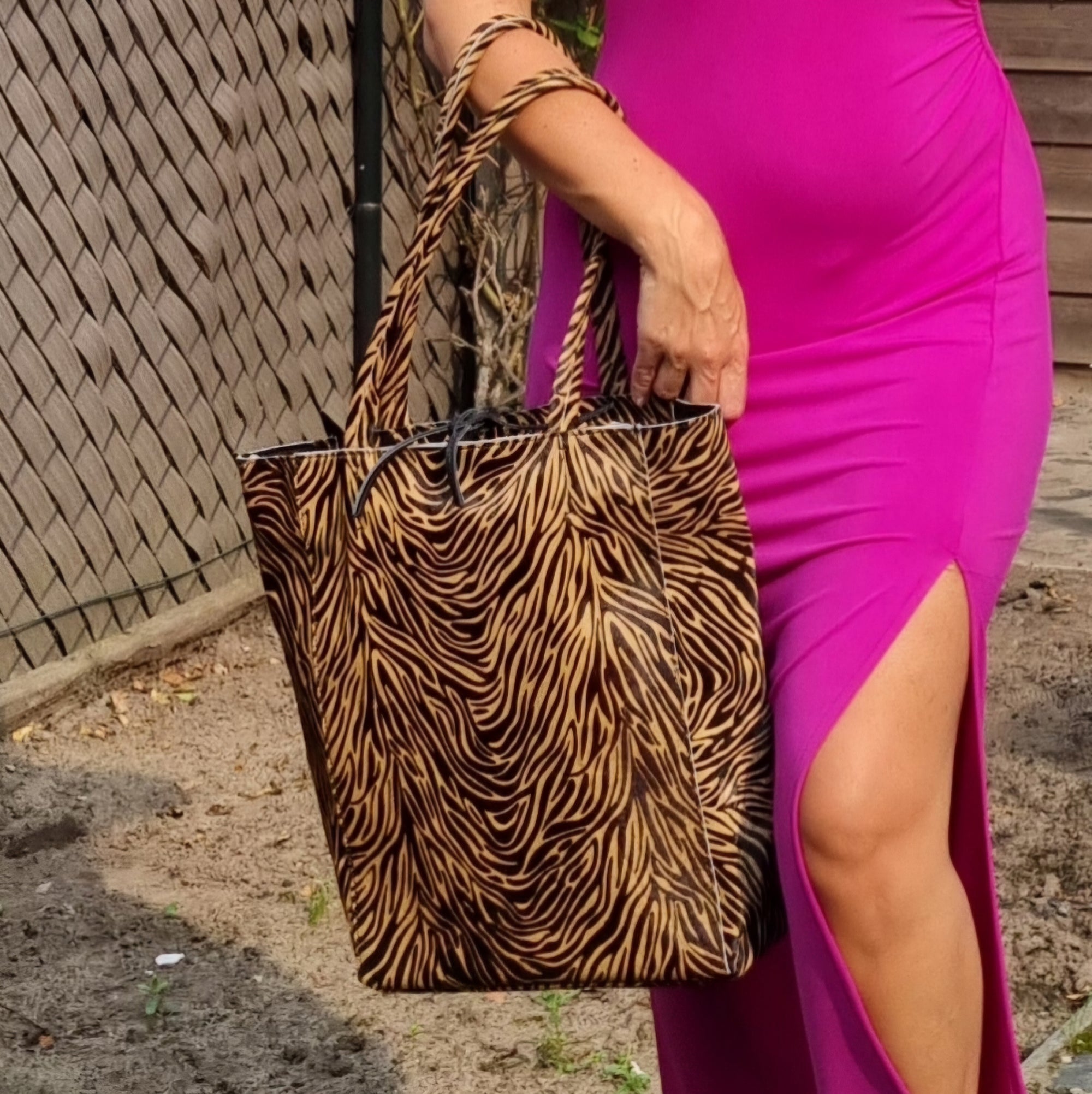 Yasmin zebra camel bag