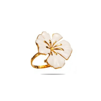 White flower ring